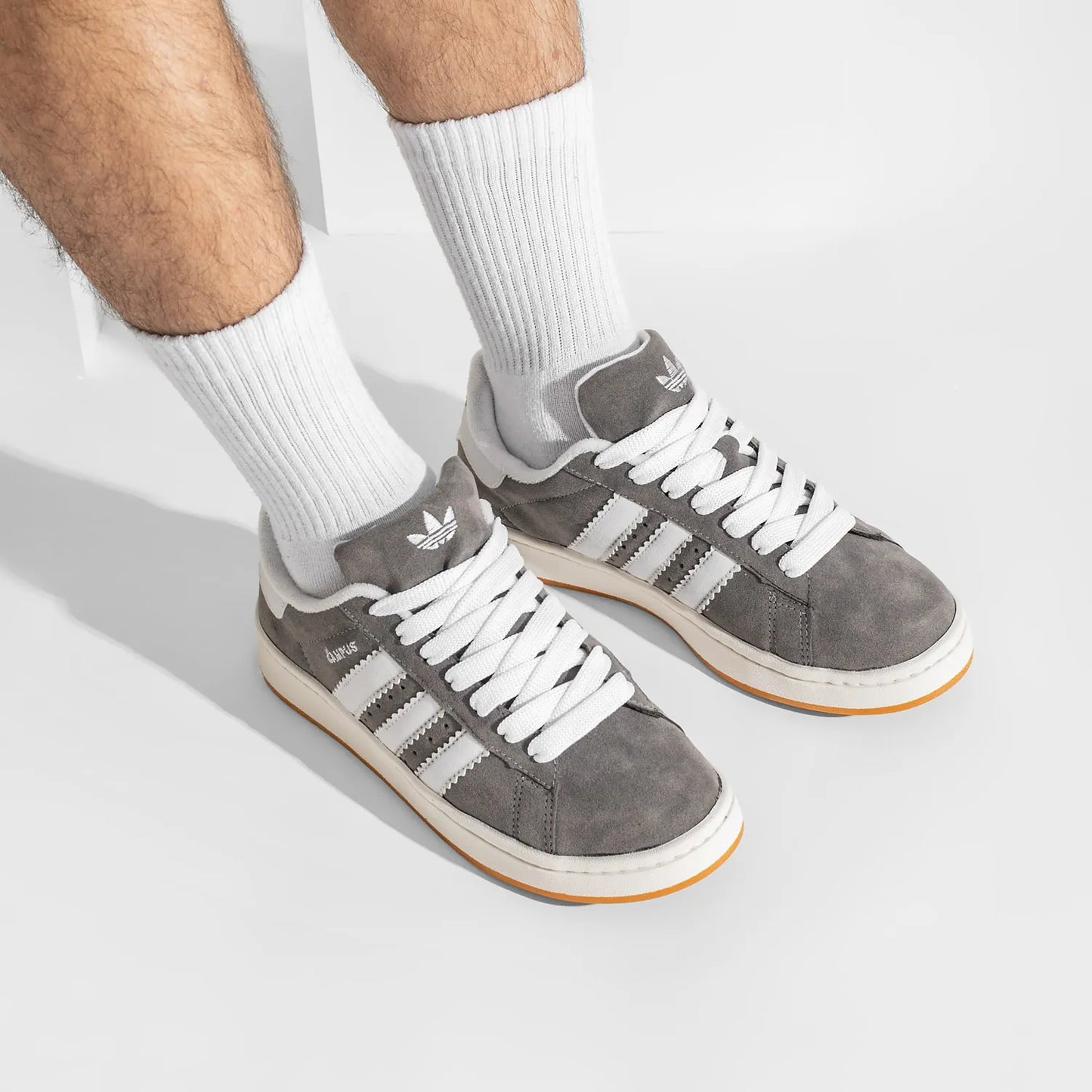 Adds Campus 00s - Cinza e Branco