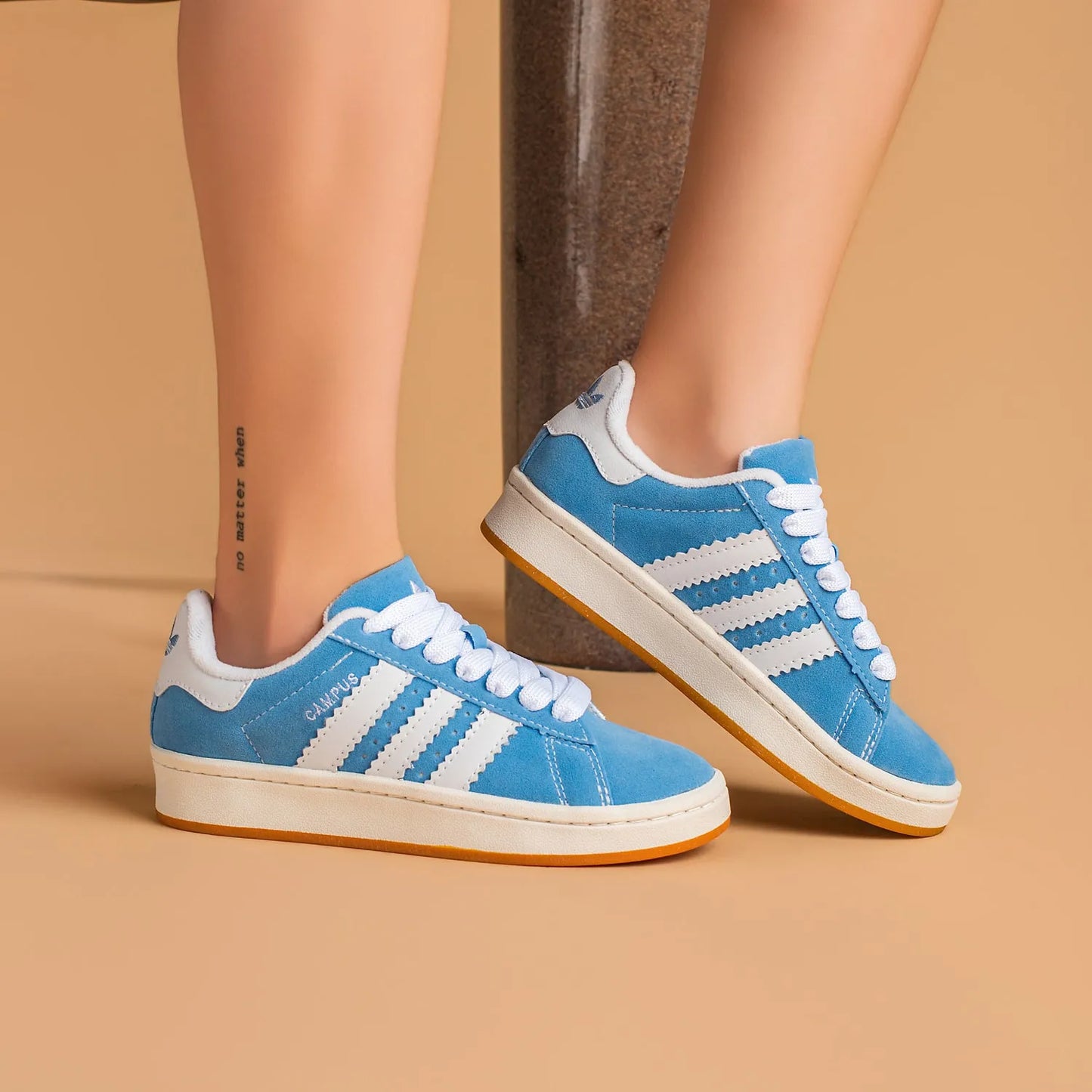 Adds Campus 00s - Cinza e Branco